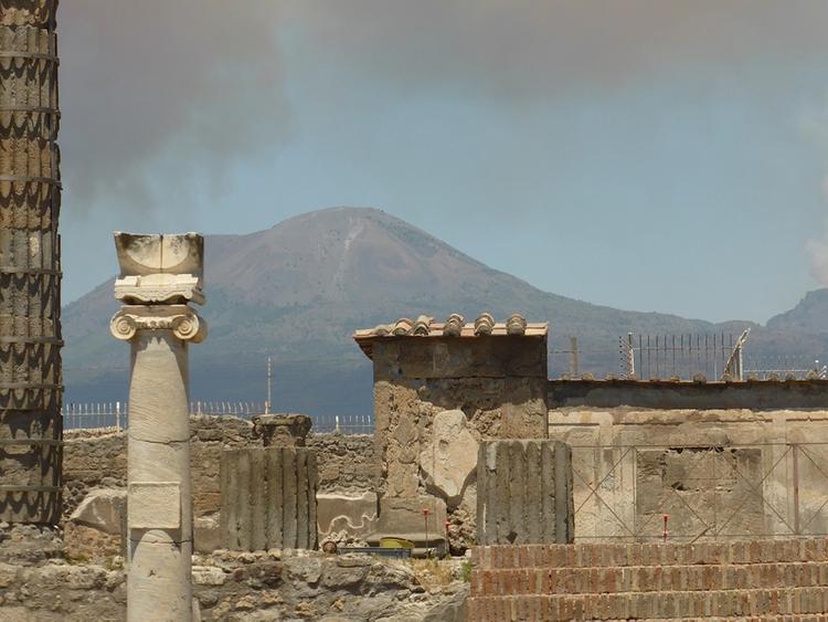 Ученые: смерть жителей Помпей при извержении Везувия была страшной