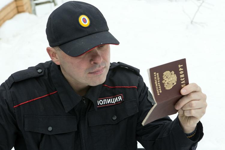 Эксперт объяснил, что даст переход на электронные паспорта