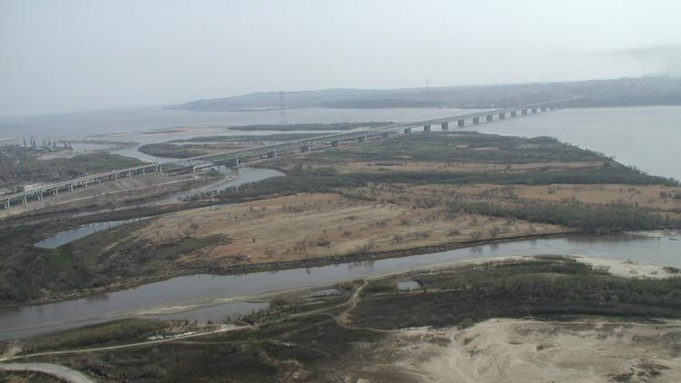 Завершено строительство китайской части моста через Амур