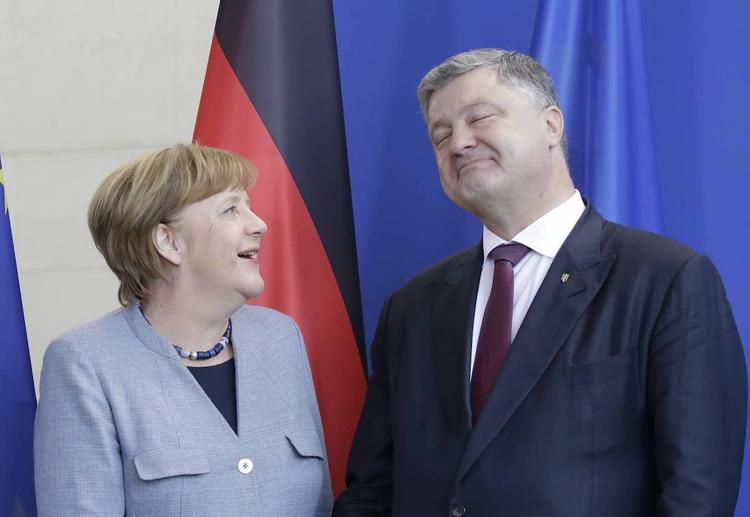 В Киеве состоится встреча Ангелы Меркель и Петра Порошенко