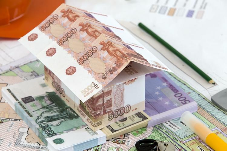 Эксперты: Российские граждане с низкими доходами стали беднеть еще больше