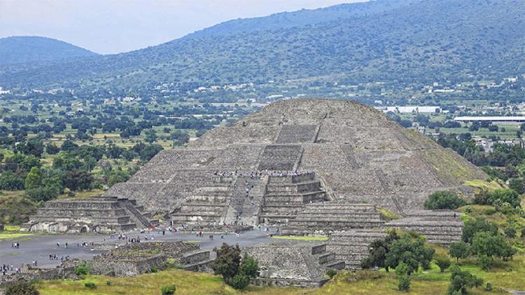 Вход в "загробный мир" обнаружили в Мексике