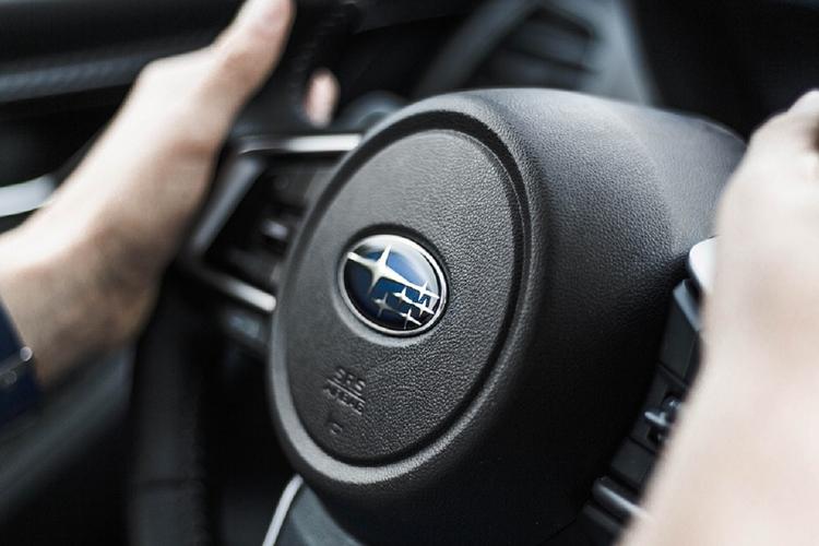 Subaru отзывает в Японии 100 000 автомобилей "без тормозов"