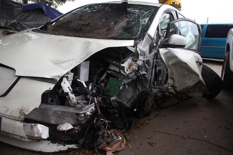 Виновник смертельной аварии в Приморье сбежал с места ДТП и попал под машину