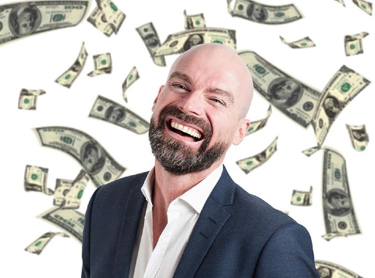 Россияне рассказали, сколько денег нужно для счастья