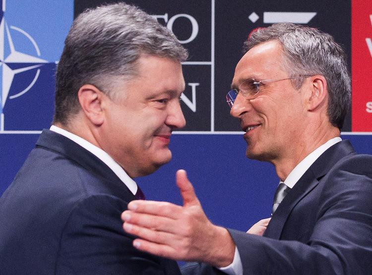 Порошенко договорился со Столтенбергом о срочном созыве комиссии Украина-НАТО