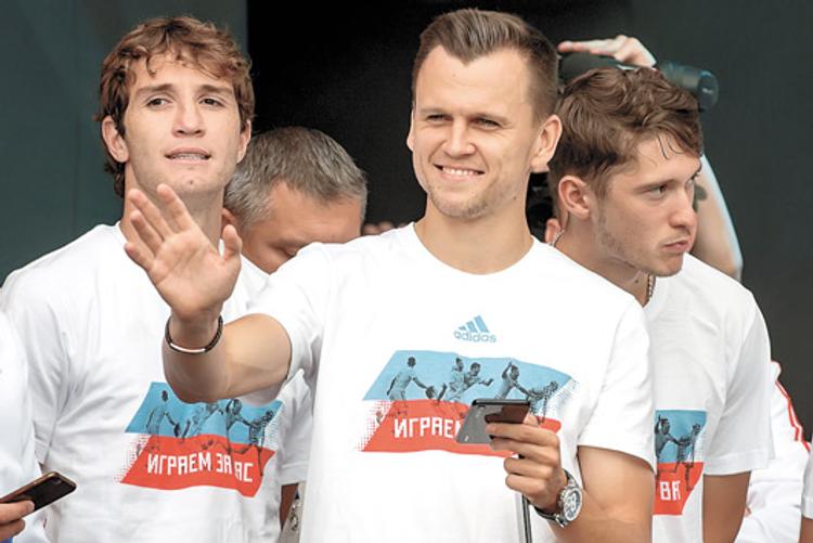 Это видели более половины землян!