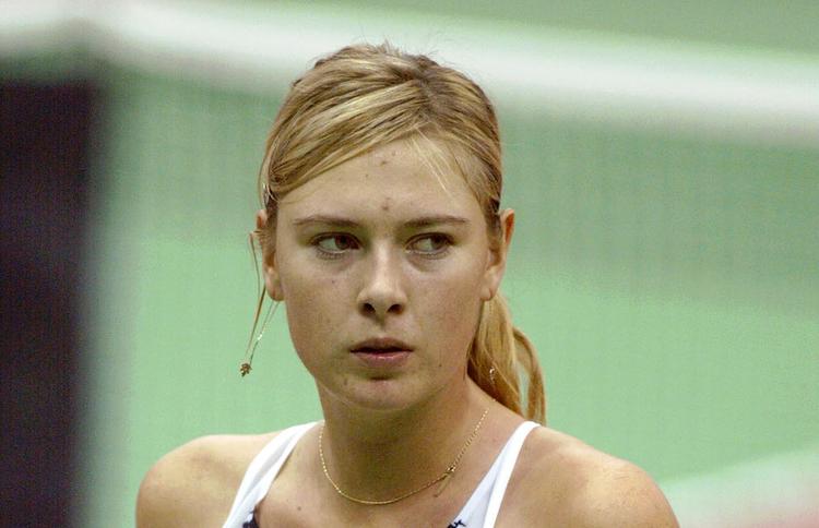 Шараповой не удалось выйти в полуфинал теннисного турнира в Шэньчжэне