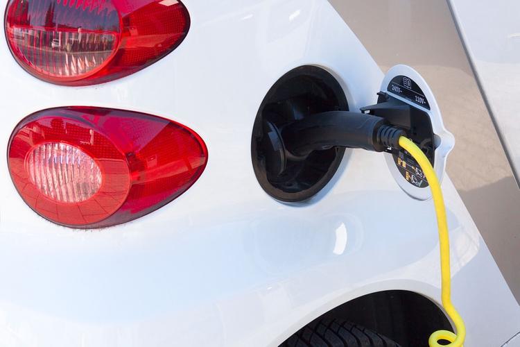 В Минэнерго рассказали о возможном росте цен на бензин в 2019 году