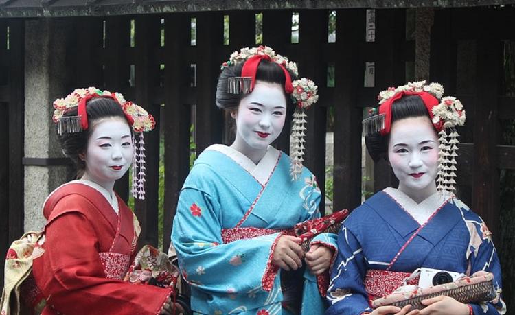 Япония: необычные новинки для женского обаяния