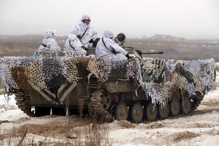 Возможные признаки подготовки армии Украины к вторжению в Донбасс назвали в сети
