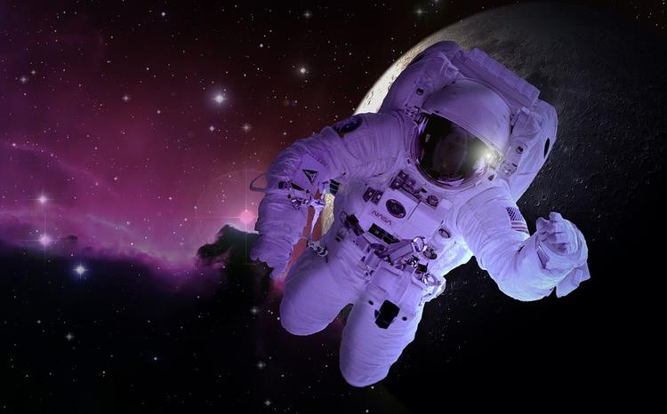 Космонавт Сураев объяснил, почему российские женщины не летают в космос