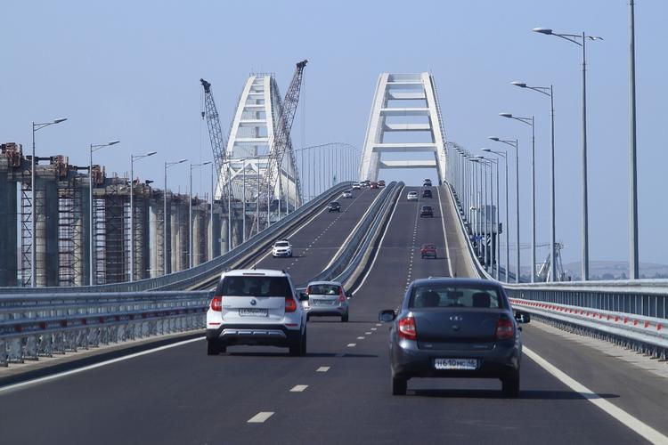 Инфоцентр Крымского моста: «Движение поездов откроется в декабре 2019 года»