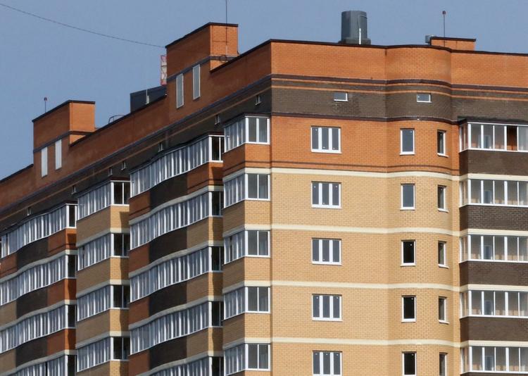 Школьник выжил при падении с третьего этажа на северо-востоке Москвы