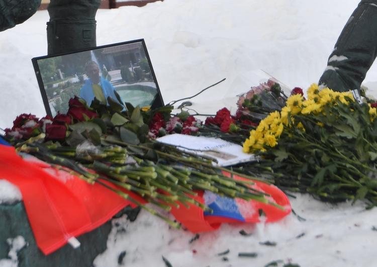 В Приморье открыли бюст летчику Роману Филипову, погибшему в Сирии