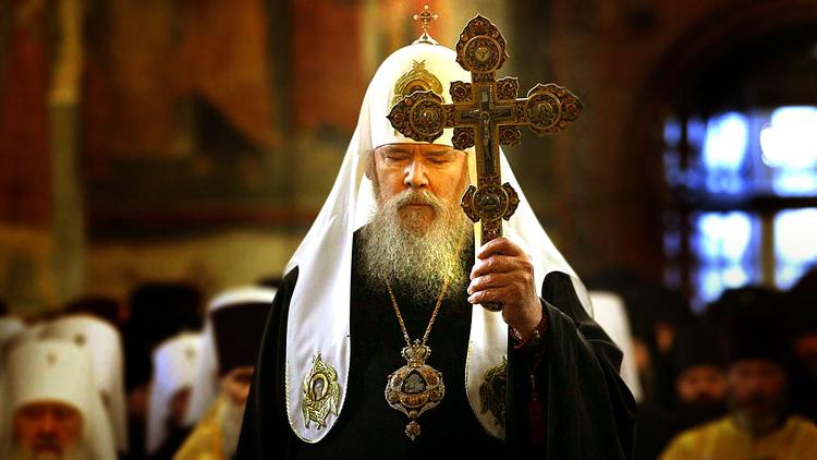 Зачем сейчас вспоминают загадочную смерть патриарха Алексия II?