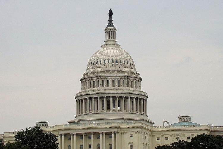 Сенат США одобрил закон о санкциях против Сирии