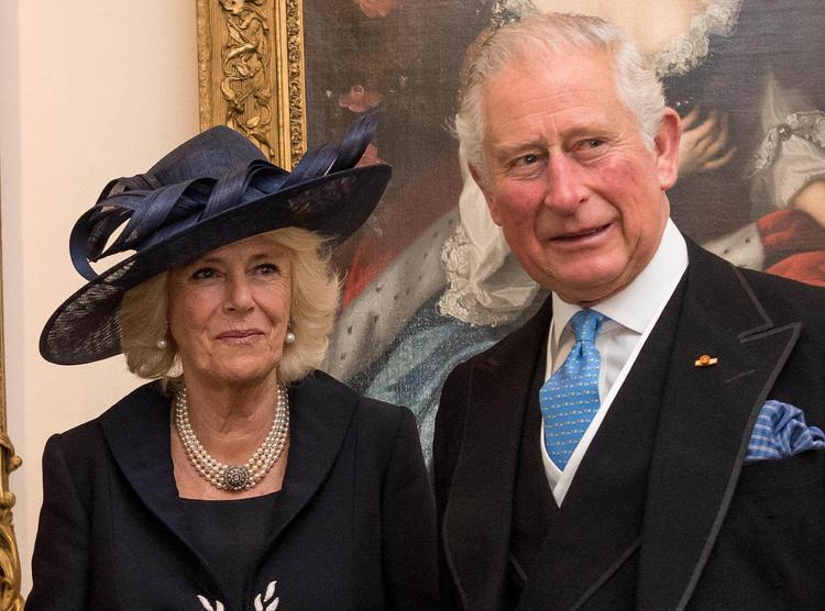 Британец утверждает, что он внебрачный сын принца Чарльза и Камиллы Паркер-Боулз