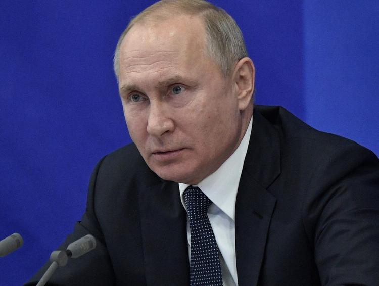 Путин: в мире не существует полностью независимых государств