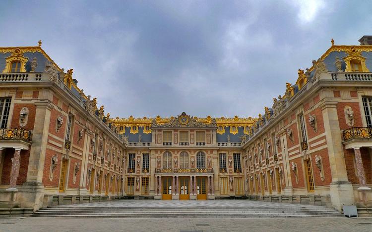 Доставка длиной в 350 лет: в Версаль везли кусок мрамора 3,5 столетия