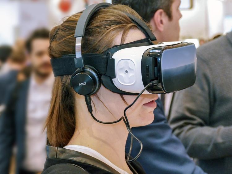 Депутат Борис Чернышов предложил создать соцсеть в виртуальной реальности