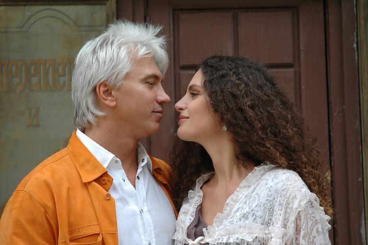 Вдова Хворостовского поделилась красивым фото с мужем и призналась ему в любви