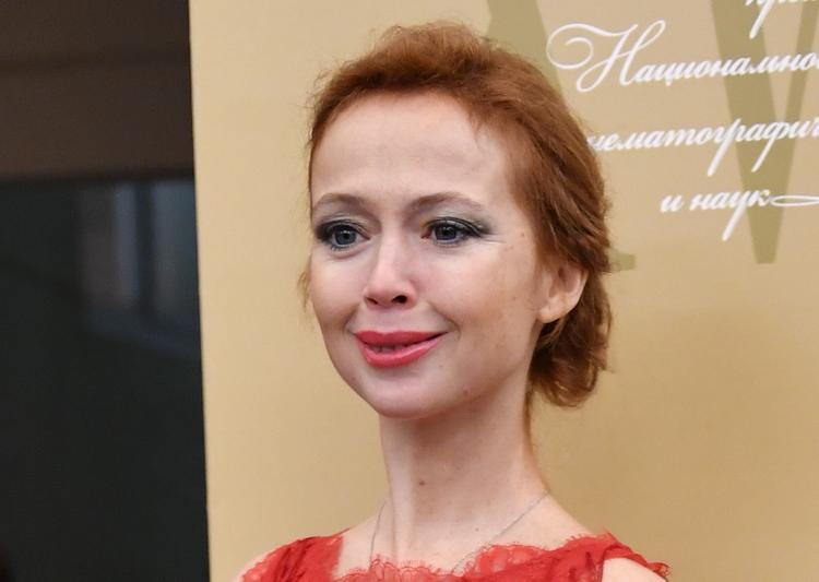 Актриса Елена Захарова призналась, что на последнем месяце беременности снималась в кино