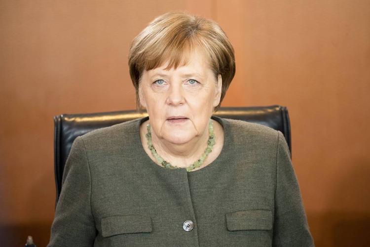 Глава Еврокомиссии не исключил, что Меркель может занять руководящий пост в ЕС