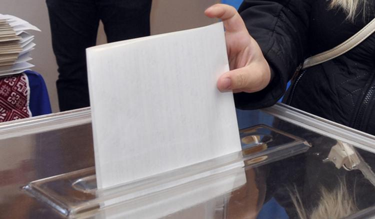 В Украине нетрезвый мужчина пошутил о минировании избирательного участка