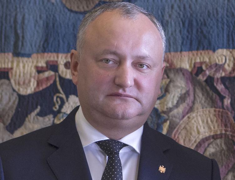 Президент Молдавии назвал Зеленского "Ваше Превосходительство"