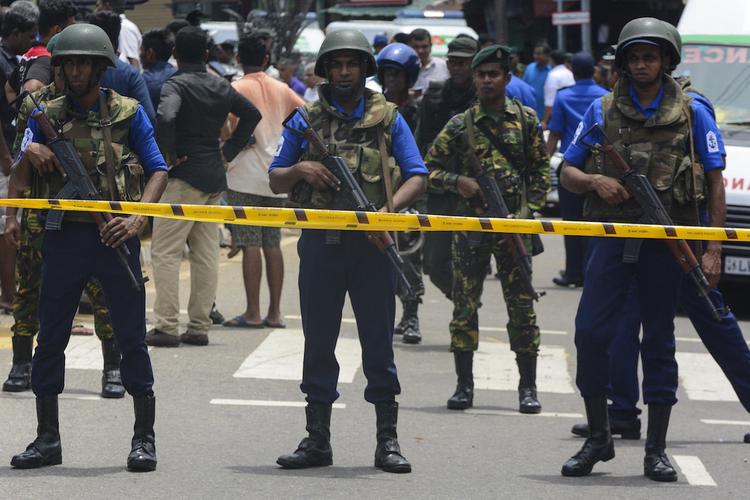 СМИ: иностранные спецслужбы предупреждали руководство Шри-Ланки о подготовке терактов