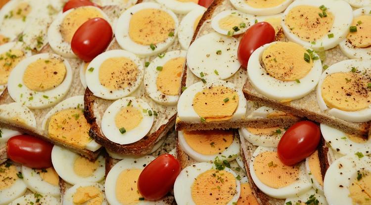Ученые нашли способ делать автозапчасти из яиц и помидоров