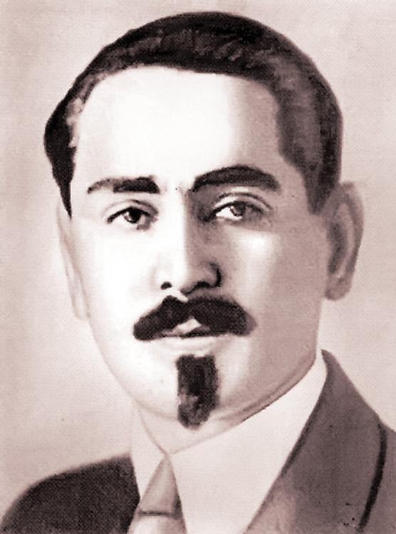 Под грохот революции