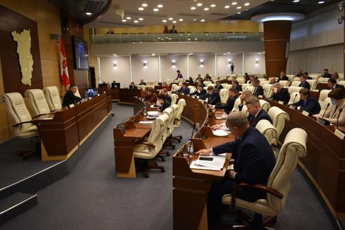 Парламент Пермского края открыл весеннюю сессию