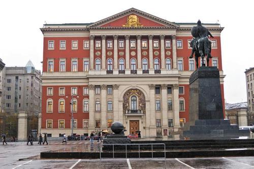 В условиях санкций в Москве действует комплекс мер поддержки экономики 