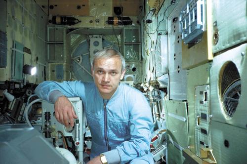 Владимир Джанибеков: Монгольские космонавты говорят на русском лучше, чем мы