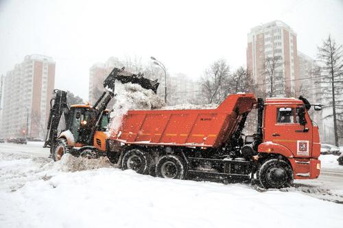 В России снегопад может довести до суда