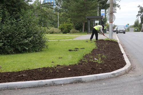 В районах Перми продолжается ремонт дорог