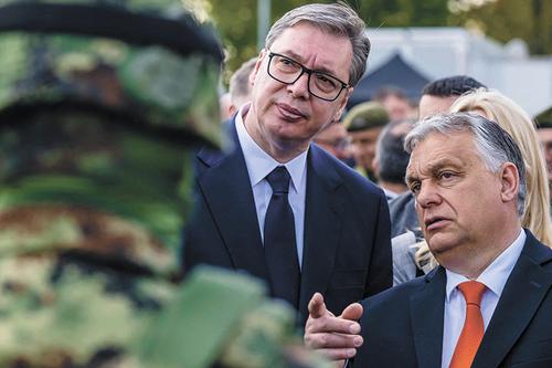 Между Россией и Западом: о брожениях в Центрально-Восточной Европе Между Россией и Западом: о брожениях в Центрально-Восточной Европе