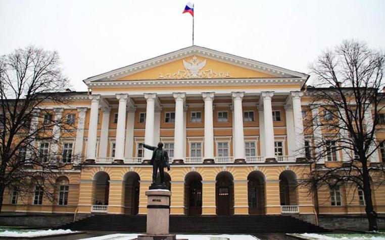 Смольный согласовал оппозиционерам шествие по Невскому и два митинга 1 мая