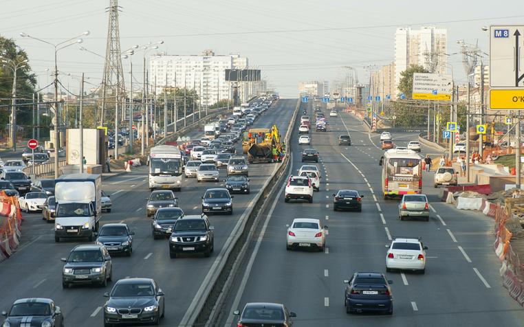 Движение на проспекте Мира в Москве перекрыли, образовалась гигантская пробка