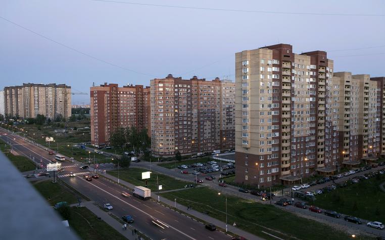 Юная жительница Новосибирска выбросилась из окна восьмого этажа