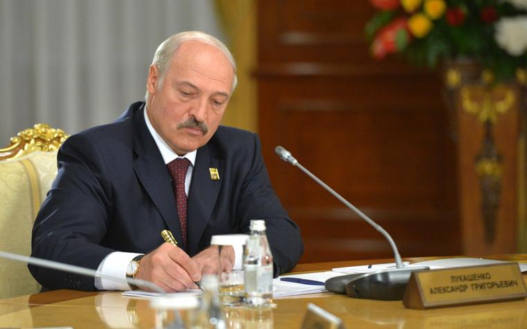 Лукашенко заявил, что ему не нужны чужие мигранты