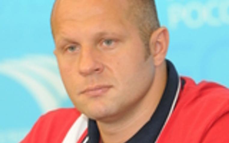 16-летнюю дочь Емельяненко избили по заказу ее друзей