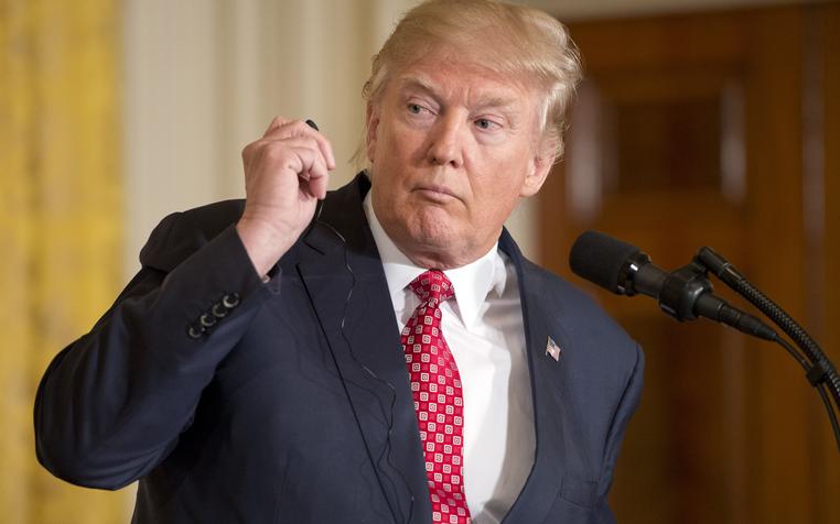 CNN: достоверность части компромата на Трампа подтвердили спецслужбы