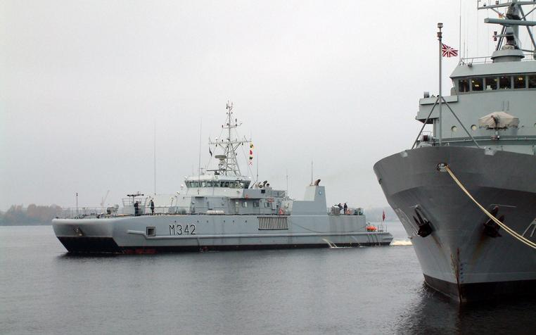 Пакистан хочет провести совместные с Россией военно-морские учения