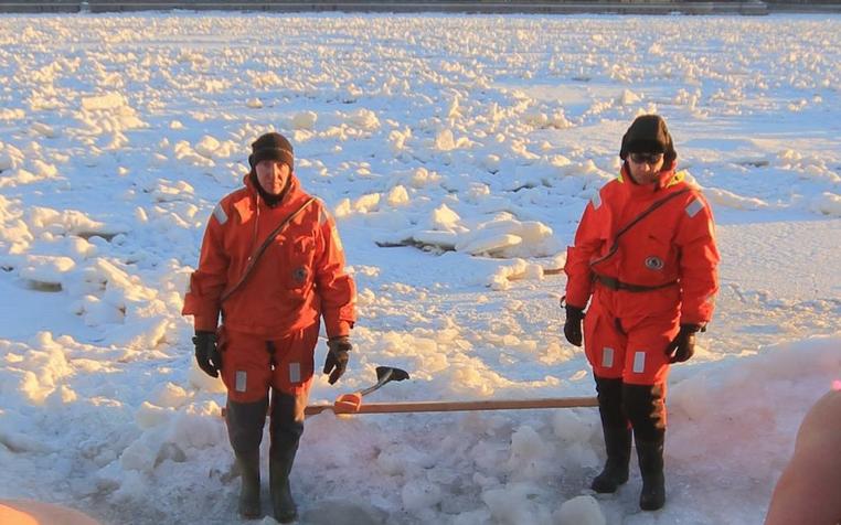 С начала 2018 года спасатели вытащили из московских водоемов трех человек