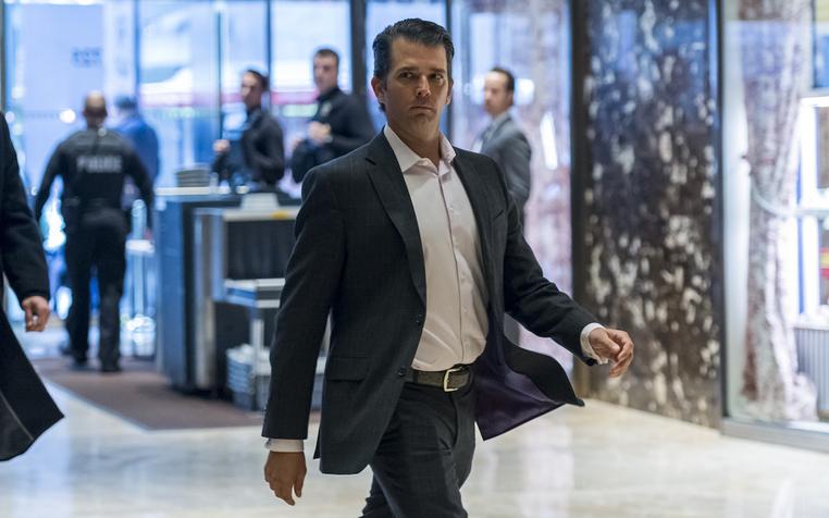 Стало известно о грядущем разводе сына Дональда Трампа
