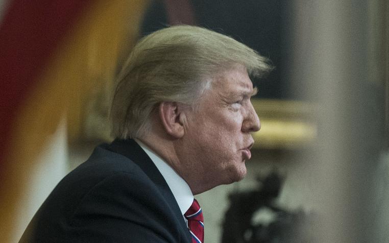 СМИ: ФБР тайно проверяет связи Трампа с Россией
