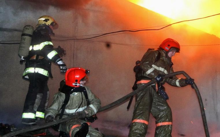 Четыре человека спасены из горящей квартиры на северо-востоке Москвы